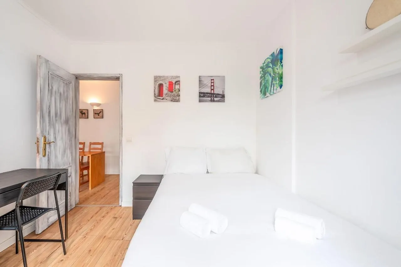 Guestready - Cool & Cozy Central Lisbon Flat דירה