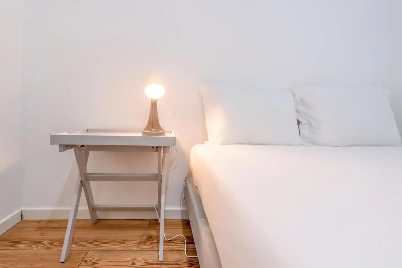 Guestready - Cool & Cozy Central Lisbon Flat דירה